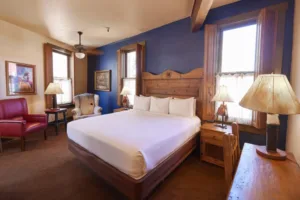 The 6 Most Charming And Historic B&Bs In Fort Worth