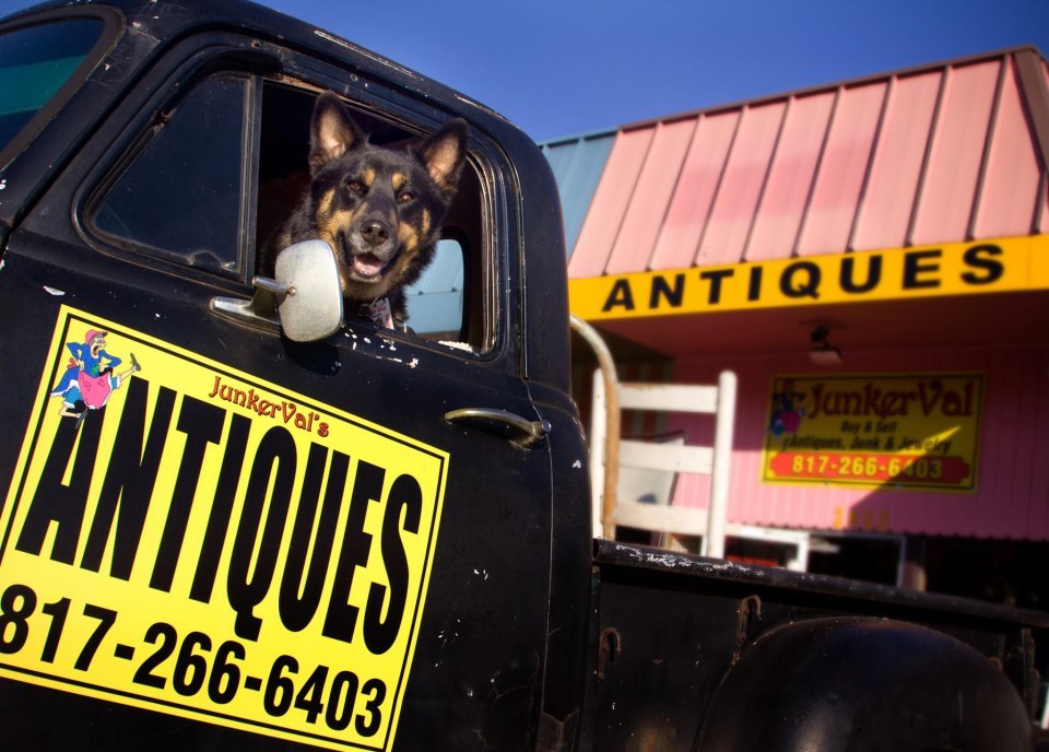 Hunt for hidden treasures at the 3 best Fort Worth flea markets