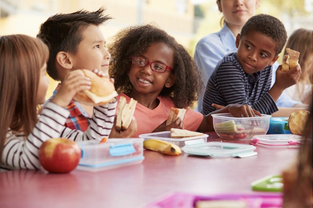 6 summer food programs for children in the DFW area