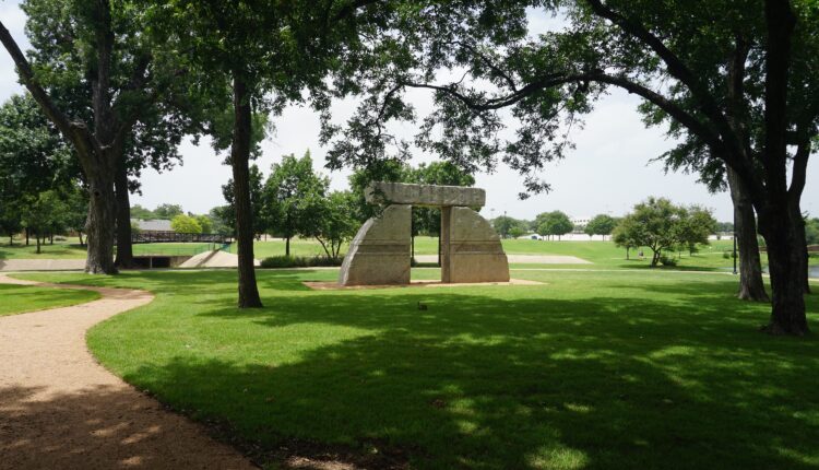 Caelum Moor: About the supposedly satanic sculptures