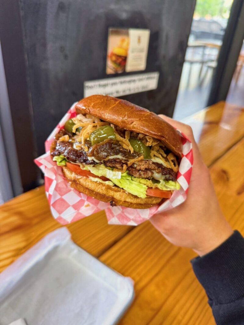 The 10 best spots for burgers in Houston (according to Yelp)