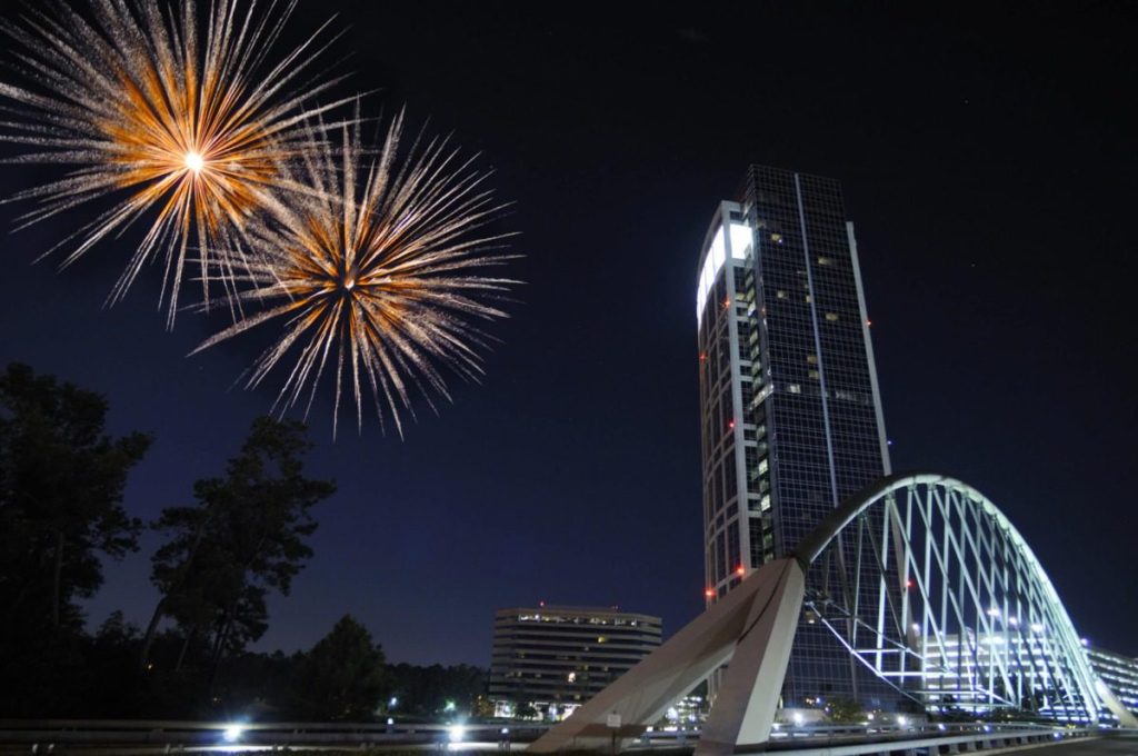 11 phenomenal 4th of July firework shows in Houston