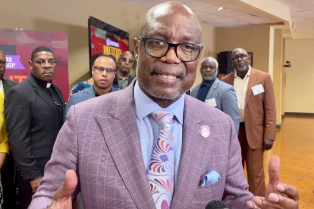 Houston NAACP backs move to bar Trump from convention