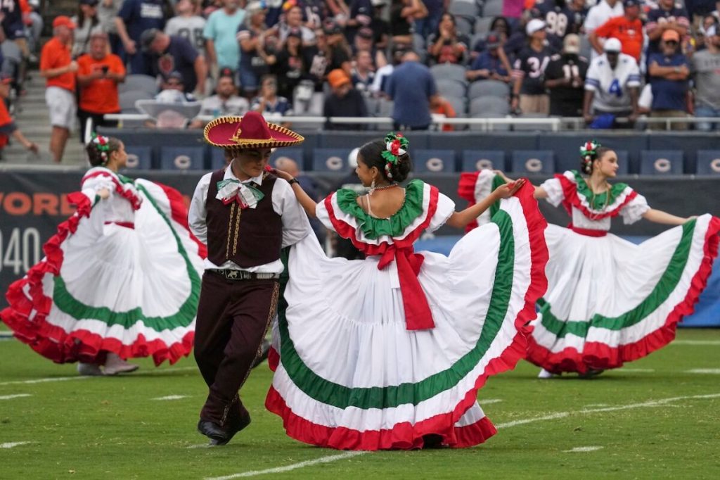 OPINION: “Nunca vencidos” Hispanic culture won’t be defeated by ICE threats