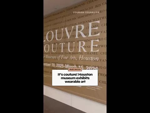 Houston museum exhibits wearable art