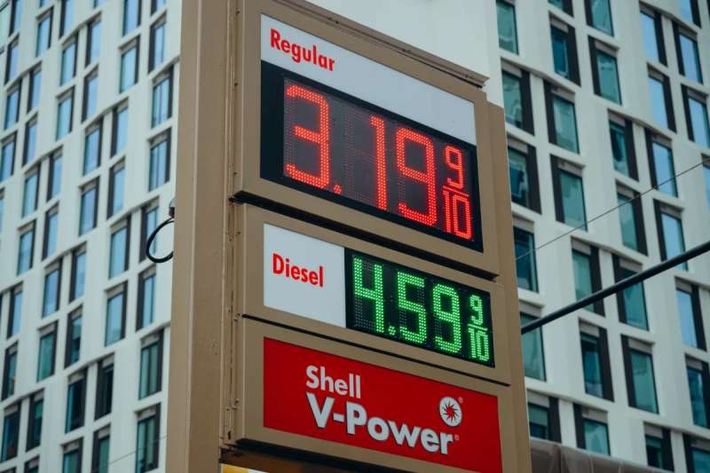The U.S.-Israel war with Iran means higher profits for Texas oil companies and higher costs for its consumers, according to Texas experts who are tracking suddenly-volatile energy markets.