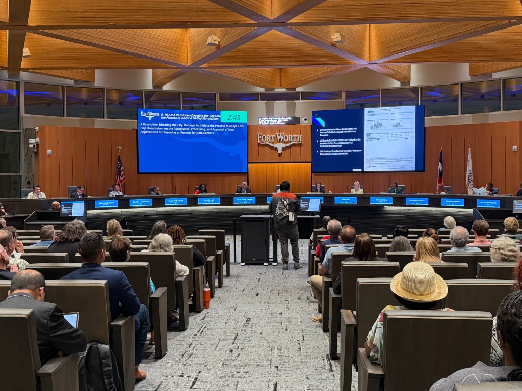 Fort Worth unanimously passes data center moratorium