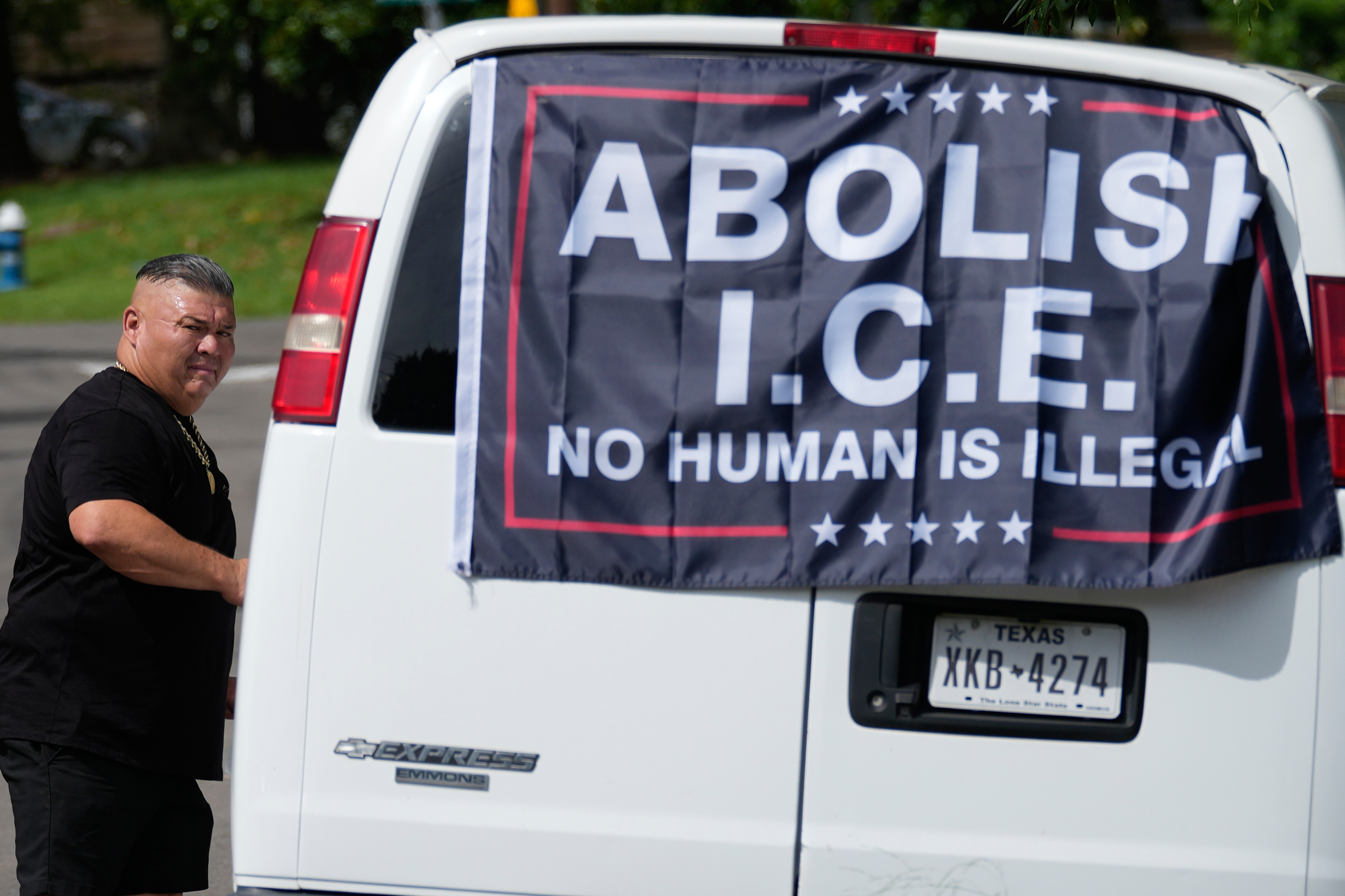 Houston delays vote on $150M DOJ grant tied to immigration enforcement for third time