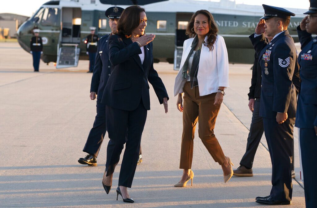 Several Texas delegates coalesce behind Kamala Harris after Joe Biden abandons reelection