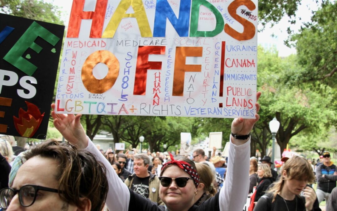 VIDEO: ‘Fire who? Elon Musk’ — Thousands of people rally at Texas Capitol