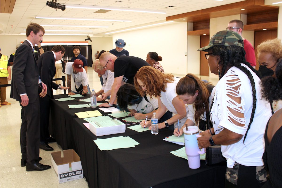 North Texans fight back against ‘racist’ redistricting - Courier Texas