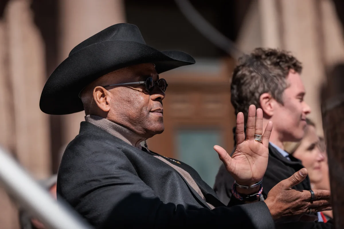 The Texas Tribune - Courier Texas