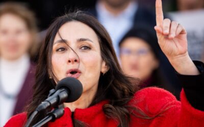 Gina Hinojosa wins Democratic primary for Texas Governor